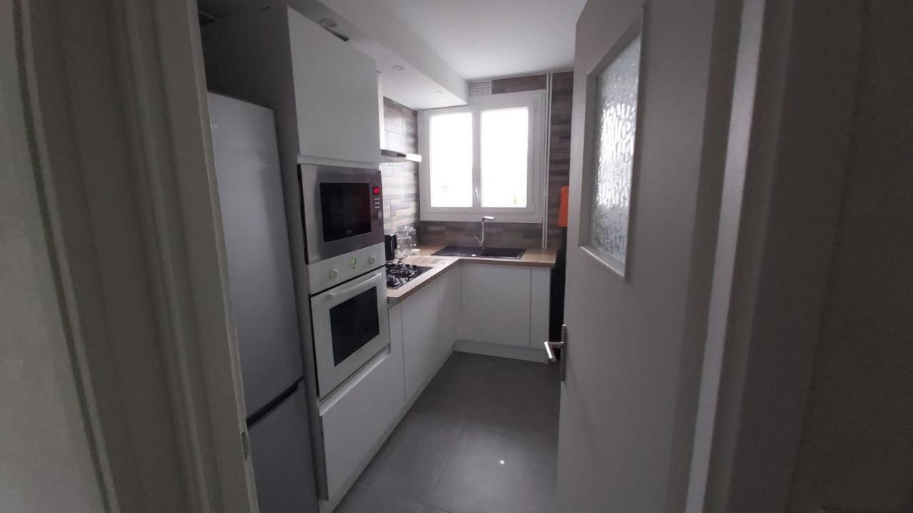 F3 Appartement 2 Chambre Un Salon Avec Wifi Saint-Jean-de-la-Ruelle Екстериор снимка